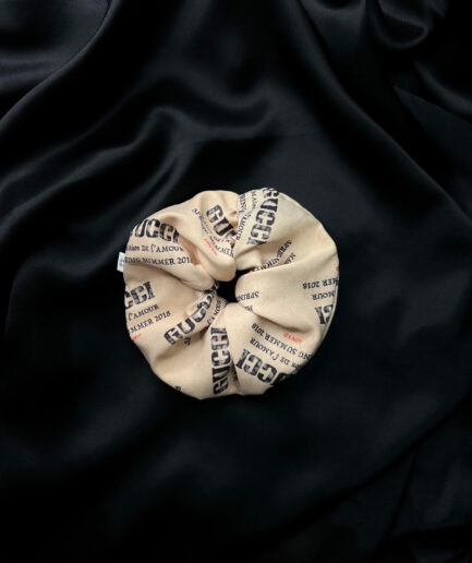 Grand Scrunchie Amour Upcyclé